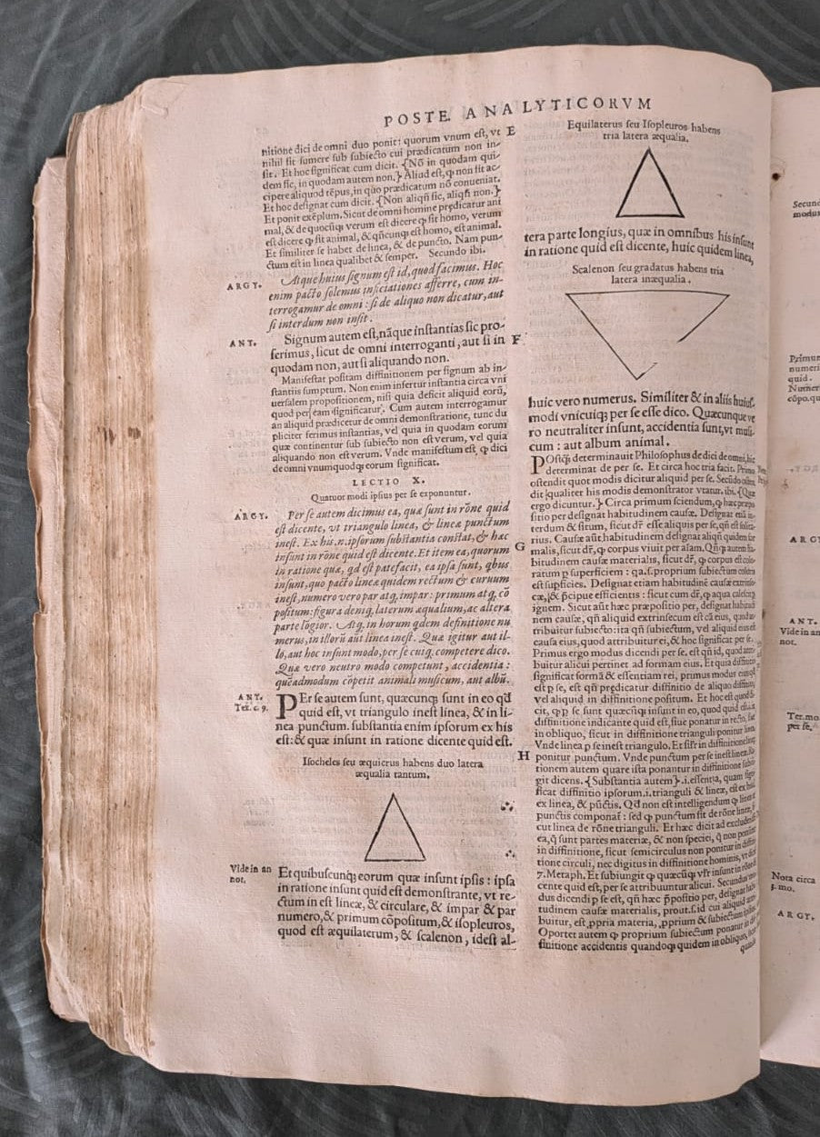 Thomae De Vio Caietani  Praedicabilia Porphyrii - 1556 & S. Thomae Aquinatis praeclarissima commentaria in 2 Bänden (sehr selten) - 1568